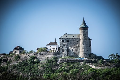 工程保修期满资料下载-建设工程施工合同百题百问（全面实用）