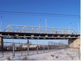 上跨既有铁路施工方案资料下载-[黑龙江]跨铁路桥拆除专项施工方案
