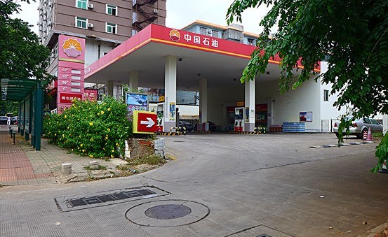 混凝土起砂起皮资料下载-[分享]水泥路面起砂怎么处理?