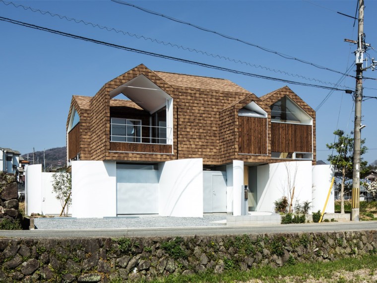日本坡屋顶住宅资料下载-日本柱座住宅