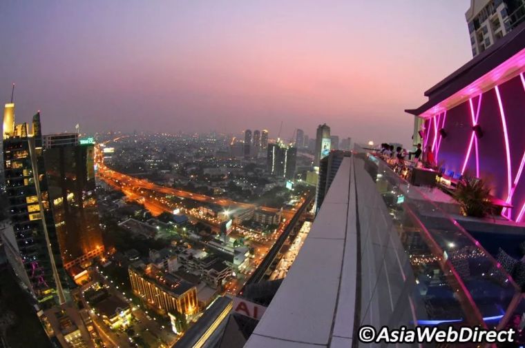 曼谷10家最棒的屋顶酒吧！上天台去，你会被泰国彻底惊艳！_12