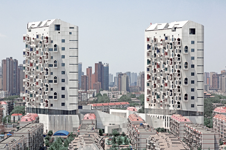 旋转钢楼资料下载-第三空间住宅楼