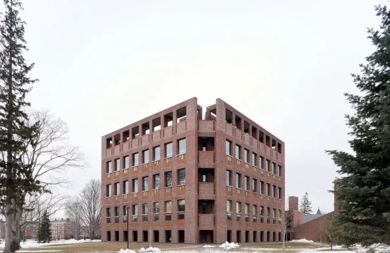 建筑设计大师路易斯康资料下载-路易斯康50年前设计了「神之图书馆」，完美秒杀一切网红书店