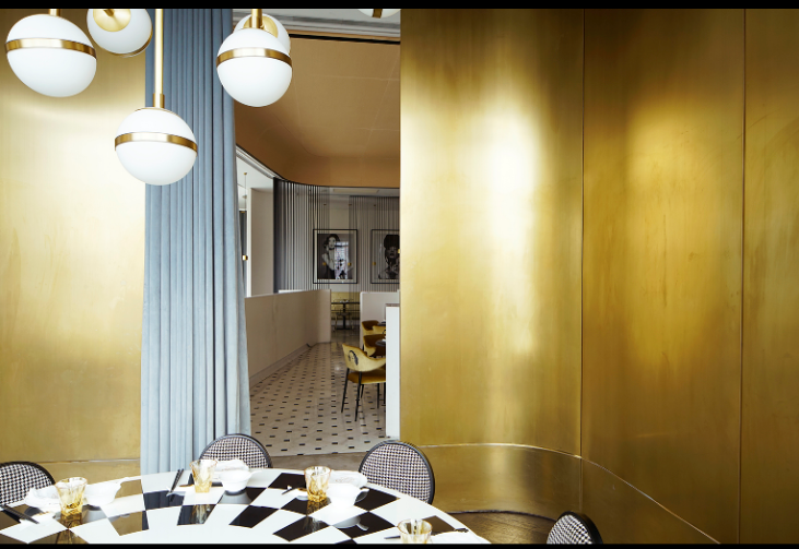 现代简欧餐厅实景图资料下载-梅园春晓餐厅室内设计实景图