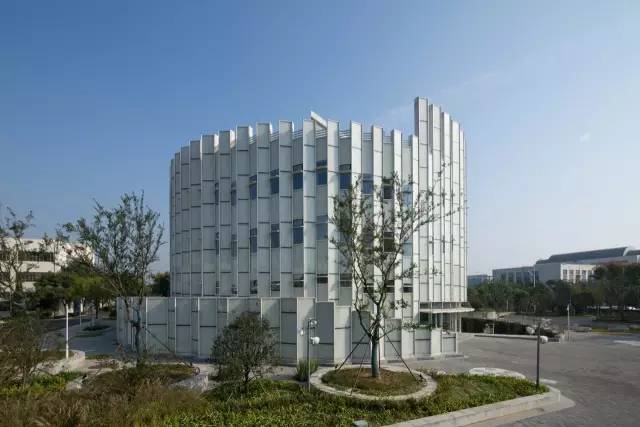 形零能耗建筑资料下载-中国首个零能耗建筑