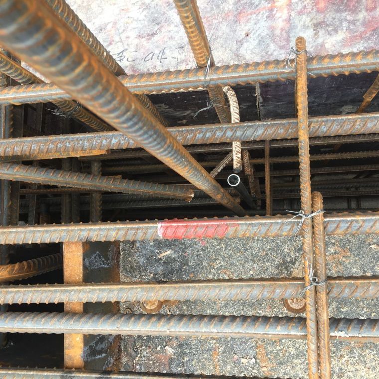 型钢混凝土结构梁柱资料下载-关于型钢混凝土结构柱箍筋处理的问题。