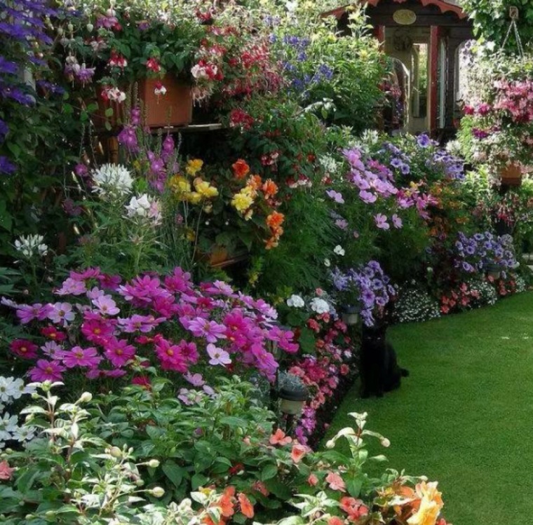 英式自然风格园林资料下载-浪漫诱惑——英式庭院