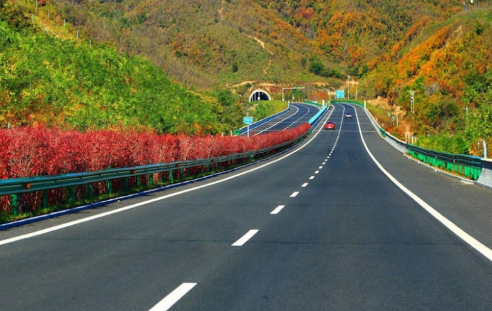 高速公路工程亮点展示资料下载-[贵州]高速公路项目中BIM技术应用