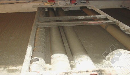 钢板路面施工方案资料下载-[福建]隧道工程路面施工方案
