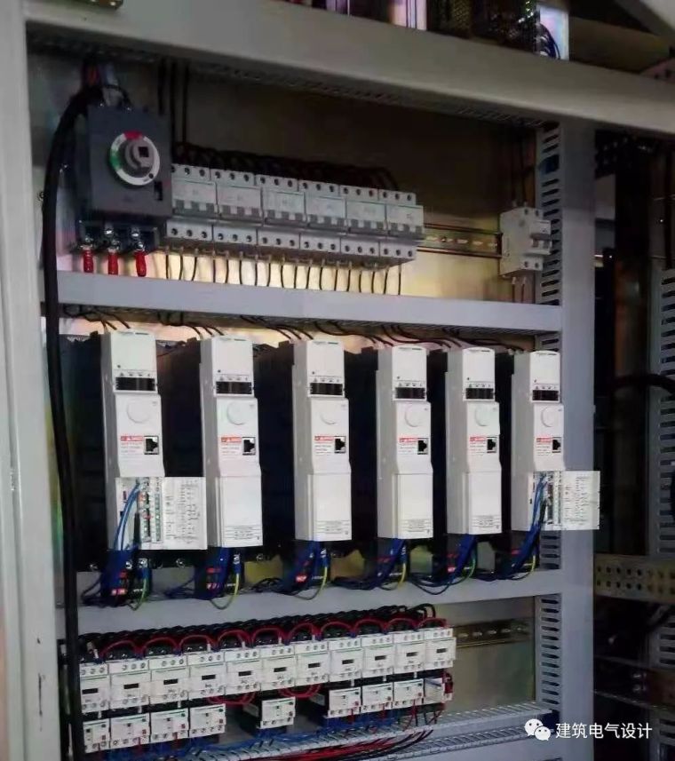 变频电气控制柜资料下载-变频器控制柜设计要领