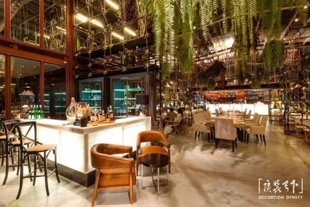 泰国建筑设计资料下载-泰国曼谷废弃仓库改造的Vivarium生态餐厅设计