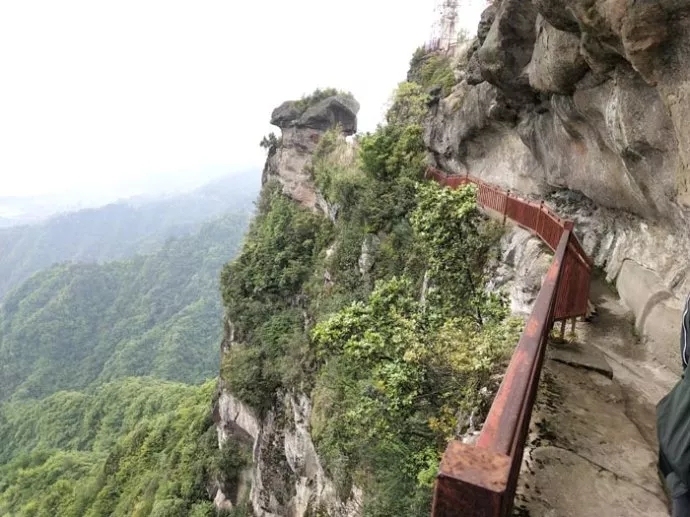 石柱县城发脉龙骨寨，建城六百年来没有灾祸_22