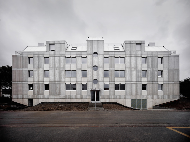 社区楼房设计资料下载-瑞士几何结构的ZH新公寓