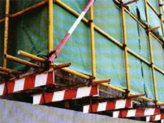 重庆住宅高层框剪结构资料下载-[重庆]高层框剪结构住宅楼悬挑架施工专项施工方案