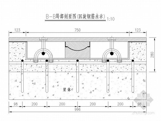 梳齿板式伸缩资料下载-MSKF480型模块梳齿板式伸缩装置安装图