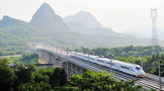 350km高速铁路路基施工组织设计资料下载-[PPT]高速铁路施工组织设计探讨