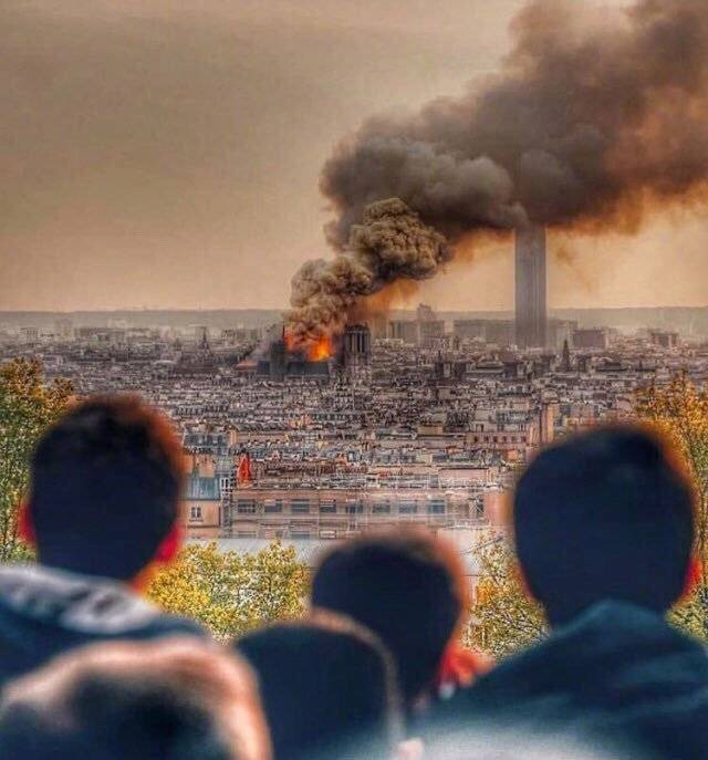 巴黎圣母院遭遇大火，卡西莫多终究也失去了他心爱的钟楼-微信图片_20190416104607