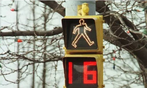 交叉口信号灯设置cad资料下载-新创新：六种以行人优先为导向的交叉口设计