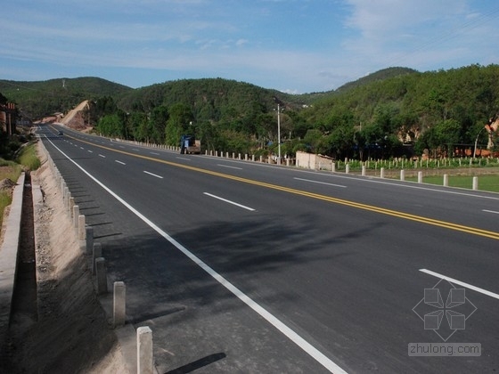 城市道路全套图纸资料下载-城市道路连接线改建工程全套施工图（照明、排水）