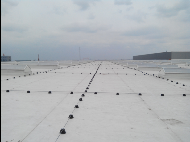 钢结构厂房屋顶防雷避雷支架支墩的安装方法-2.png