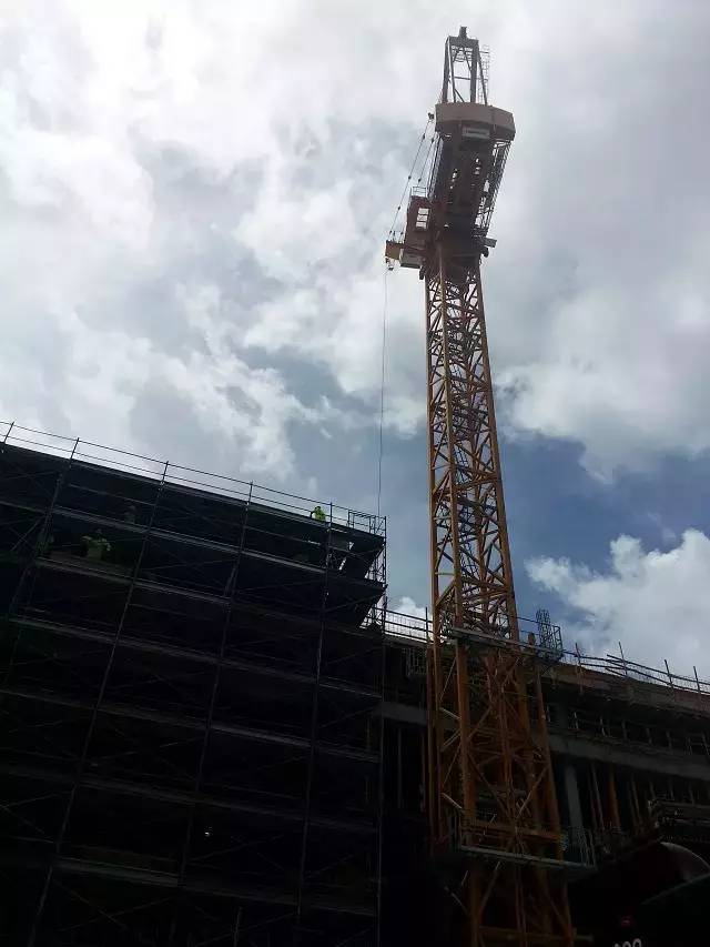 民用建筑施工总进度计划资料下载-看看美国监理，中国能做到吗？