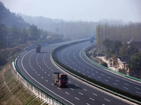 高速公路改路技术交底资料下载-高速公路改扩建的施工技术研究