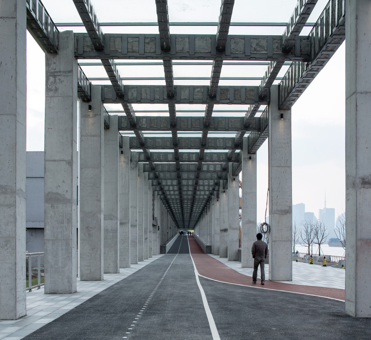 上海民生码头景观-029-huangpu-river-east-bund-riverfront-open-space-design-china-by-atelier-liu-yuyang-architects