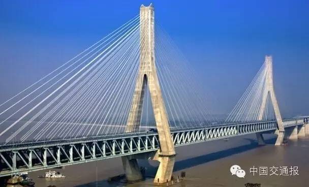 27m跨人行钢桥设计图资料下载-中国桥梁实力有多少？给外国人建桥靠谱么……