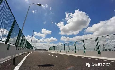 道路标线工程量计算要点及技巧资料下载-道路工程量计算技巧大盘点