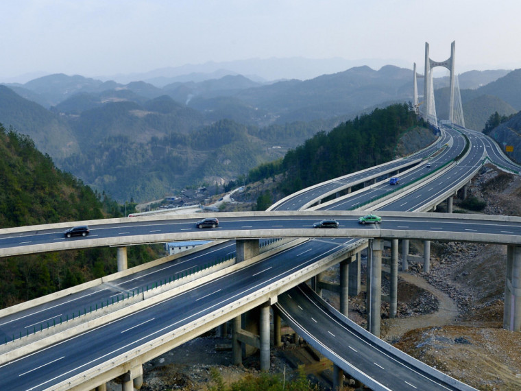 广东公路工程预算书资料下载-高速公路工程预算书（含图纸，施组）
