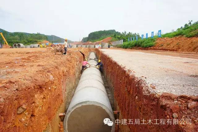 这组中建道路工程标准化施工照片，史上最全！  ​_18