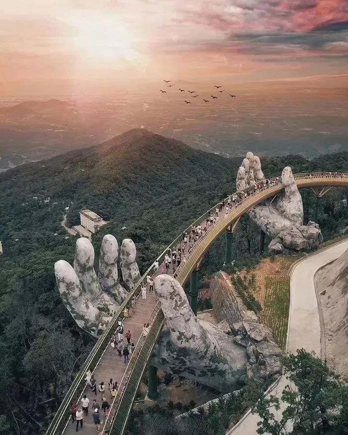 世界十大最美景观桥，实力展示什么是设计感！_2