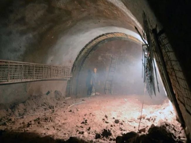 地铁隧道施工过程中施工风险与控制_6