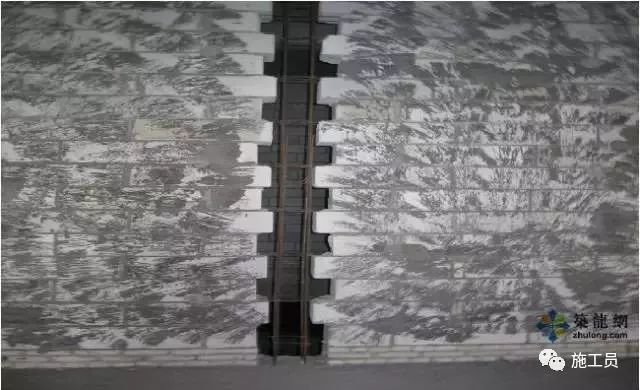 暗扣聚氨酯墙板窗台资料下载-砌体工程样板标准做法及要求！