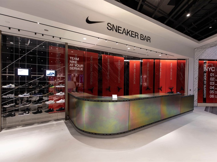 nike旗舰店cad资料下载-纽约耐克旗舰店