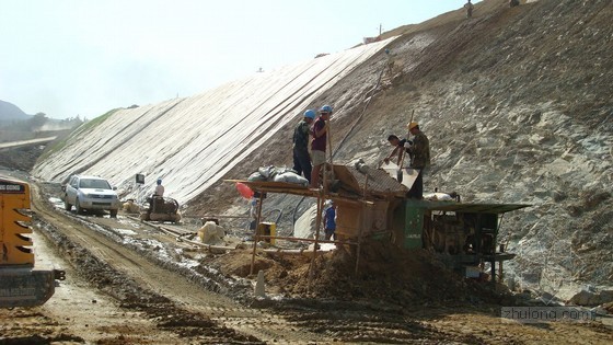 桥梁边坡开挖施工方案资料下载-桥梁路基深挖路堑专项施工方案（29页）