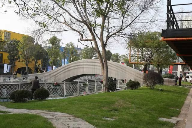 世界最大的混凝土3D打印步行桥—— 在上海落成_3