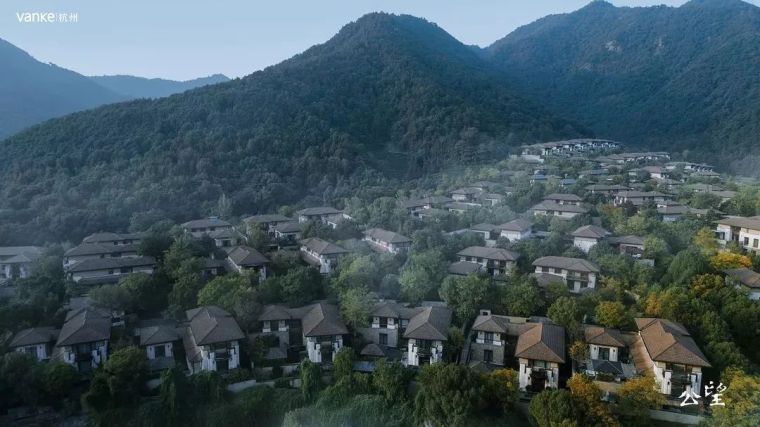 杭州的别墅资料下载-万科惊艳的“山地”别墅，200、320㎡大尺度+多功能院落产品！