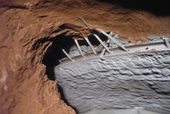 建筑工程施工中深基坑支护的施工技术资料下载-隧道初期支护施工技术控制要点