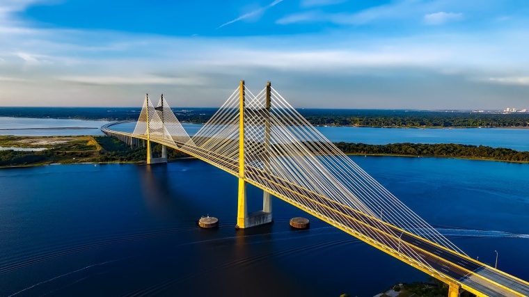 景观飘带桥结构设计资料下载-[桥梁]渤海新区经二路景观桥监理工作总结