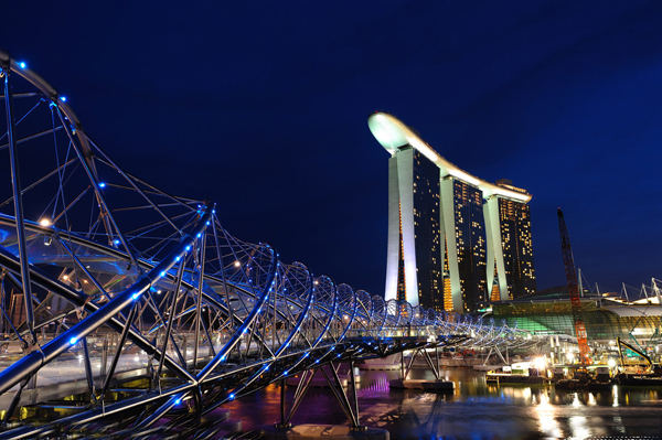 滨水古建筑资料下载-城市公园景观照明设计--新加坡滨海湾景观