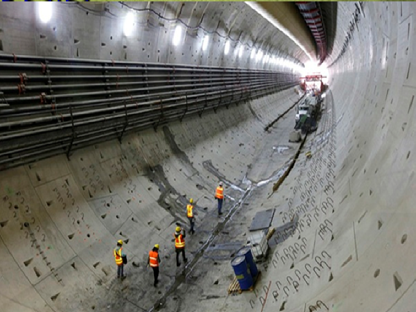 盾构穿越建构筑物资料下载-盾构法隧道工程施工技术