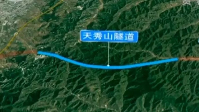 内蒙赤峰文本资料下载-赤峰—喀左高铁天秀山隧道正式贯通