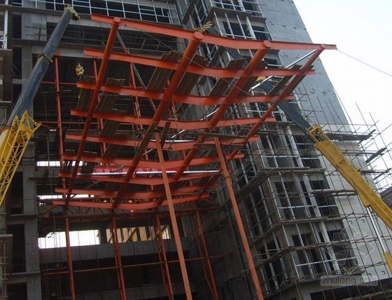 钢结构施工的研究成果资料下载-[QC成果]16.5米长钢桁架结构雨篷悬挑研究成果汇报