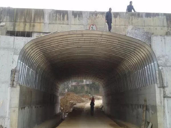 2018隧道工程预算定资料下载-公路桥梁涵洞隧道工程施工技术分析