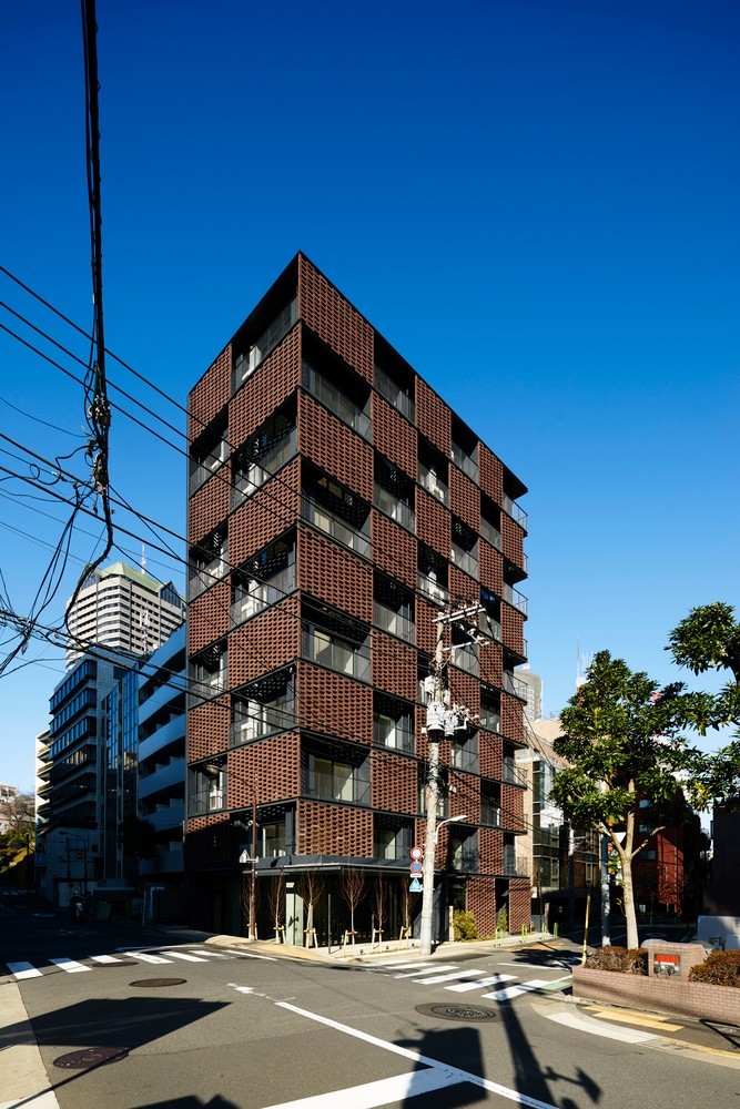 日本高密度居住区里的公寓楼-1