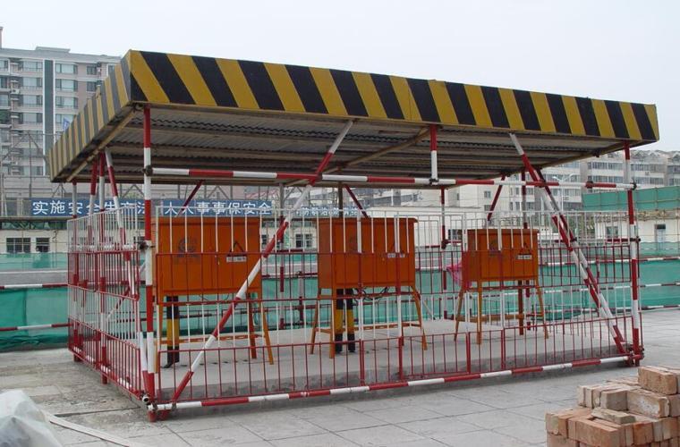 工程施工现场消防方案资料下载-[黑龙江]安置区项目施工现场安全生产标准化实施方案（70页，附图较多）