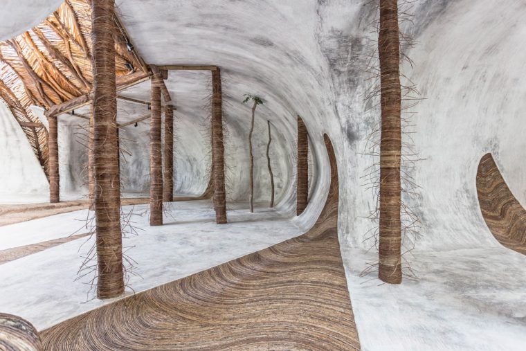 水泥和木材结合出奇妙的空间结构 — 图卢姆树屋美术馆-1525446965530163.jpg