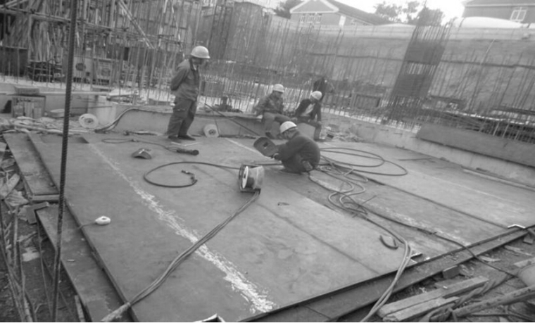 提高超厚钢板组合拼焊施工质量-现场组合拼焊过程