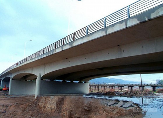 公路标线实施细则资料下载-[江西]跨河桥梁工程监理实施细则（质控详细）
